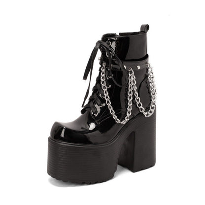 434 ChainedDoll boot