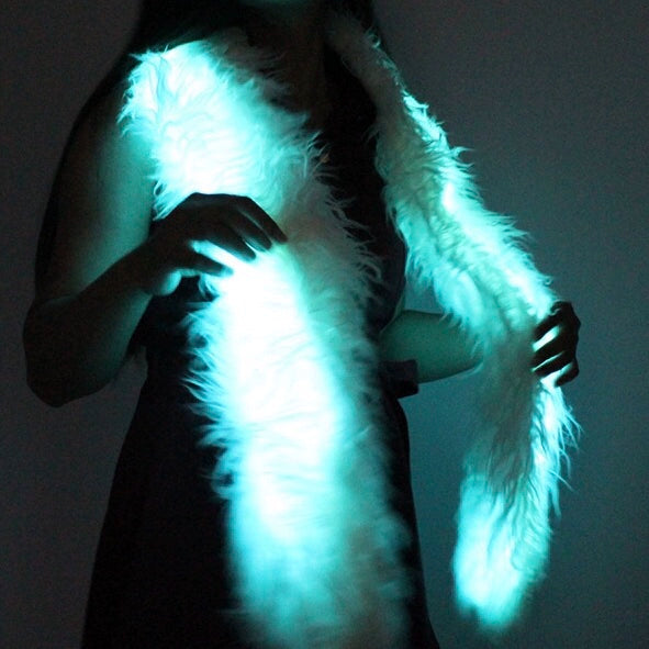 L15 GlowScarf (white)